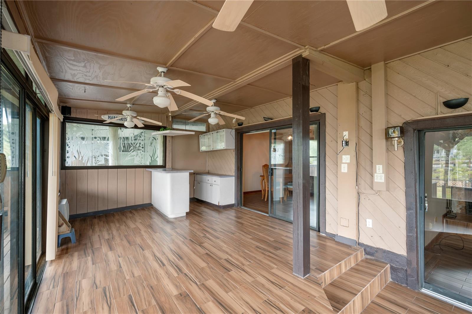 1304 W CHARTER ST, TAMPA, FL, 33602