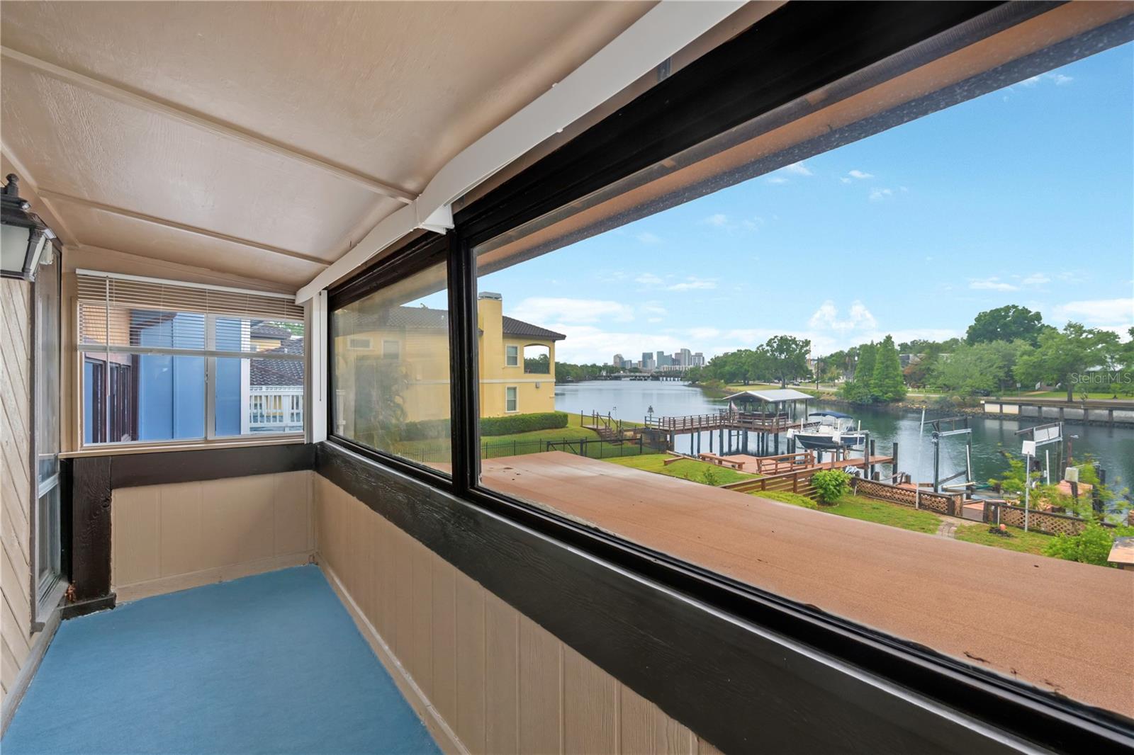 1304 W CHARTER ST, TAMPA, FL, 33602