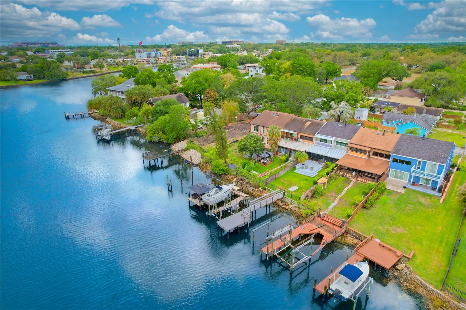 1304 W CHARTER ST, TAMPA, FL, 33602