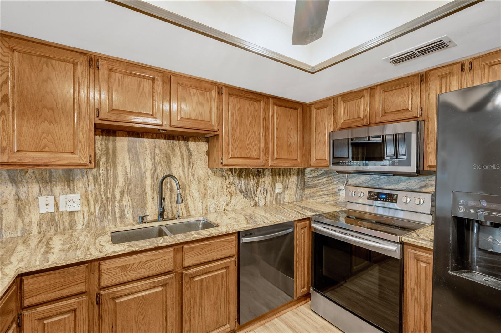 1304 W CHARTER ST, TAMPA, FL, 33602
