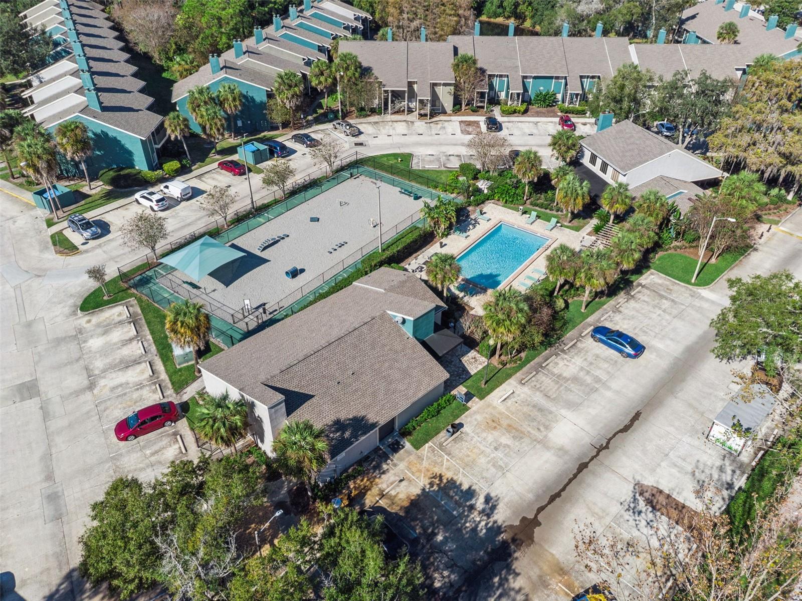 476 CLUB DR, WINTER SPRINGS, FL, 32708