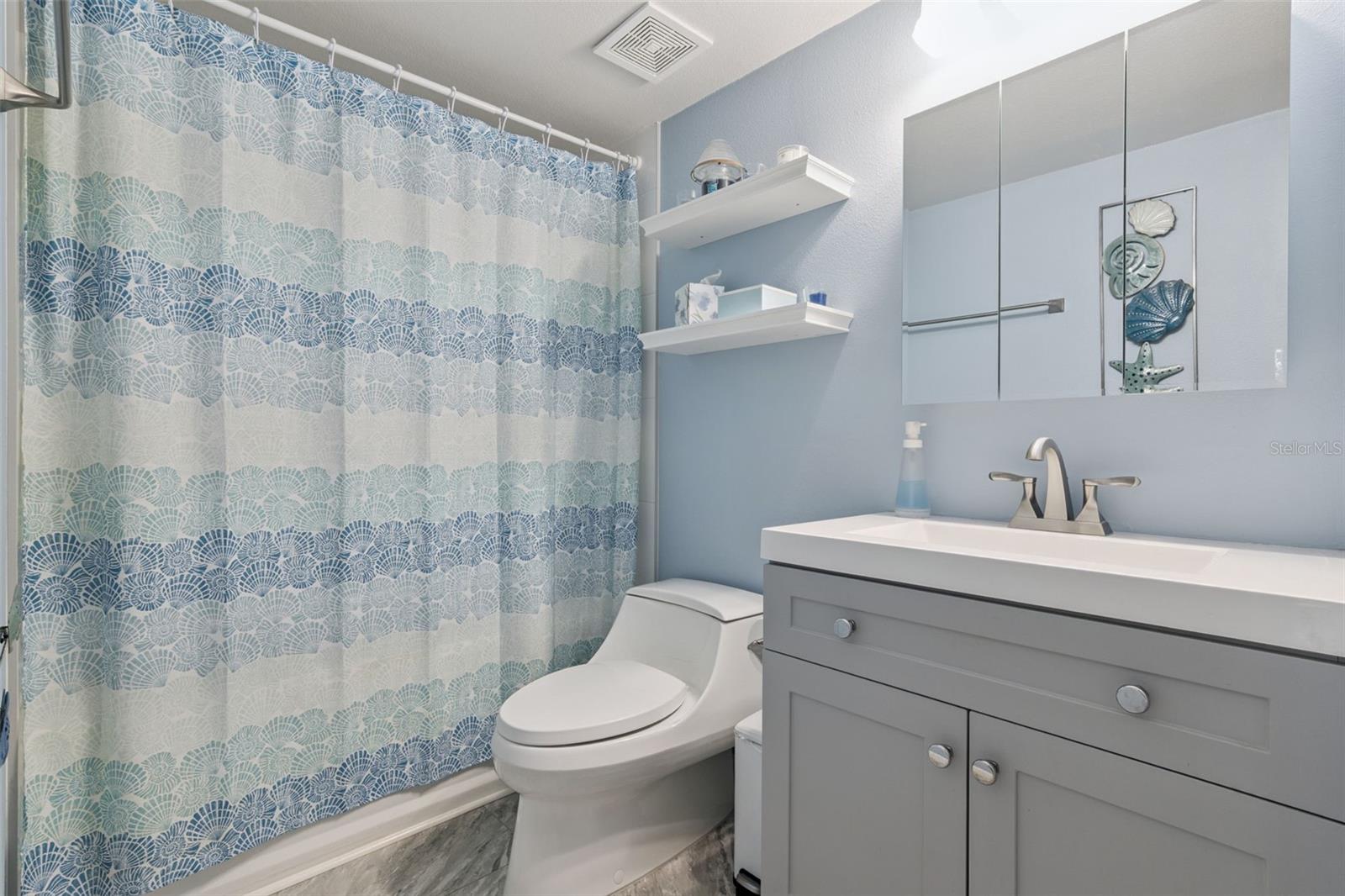 476 CLUB DR, WINTER SPRINGS, FL, 32708