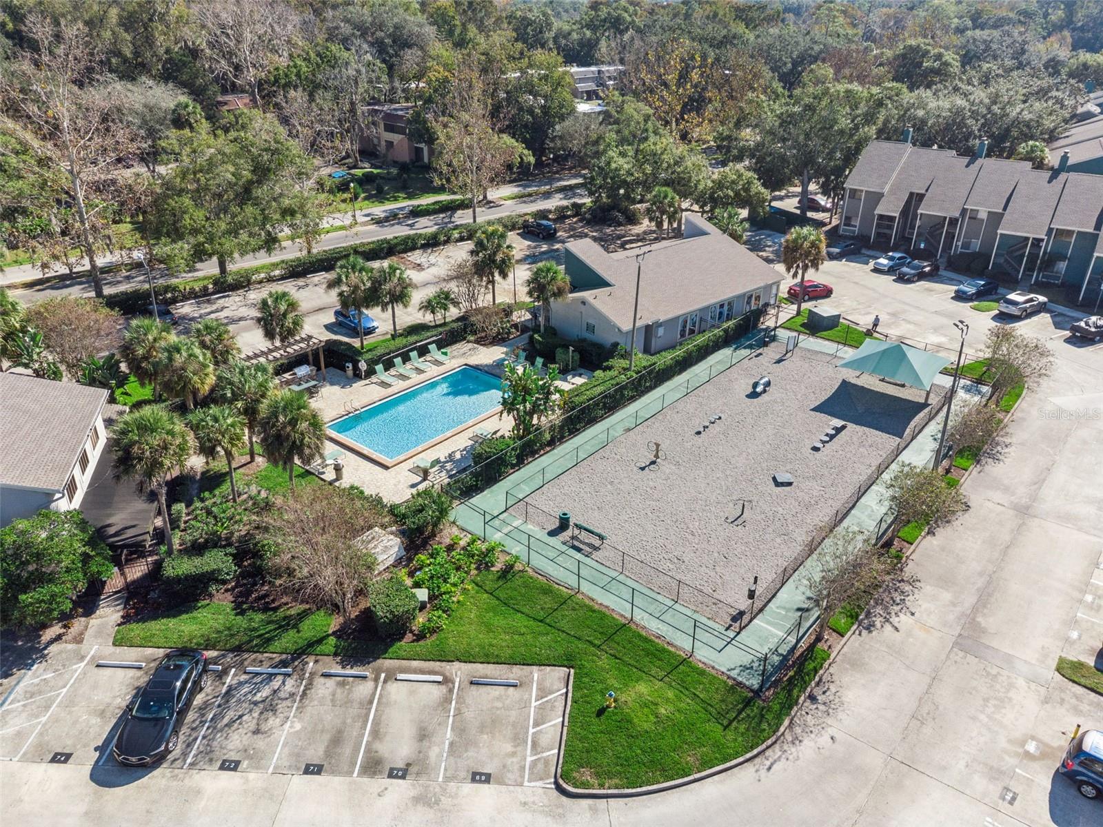 476 CLUB DR, WINTER SPRINGS, FL, 32708