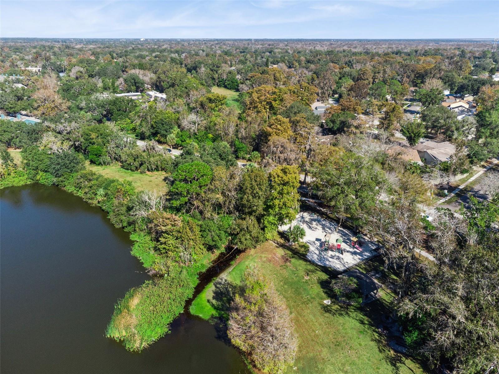 476 CLUB DR, WINTER SPRINGS, FL, 32708