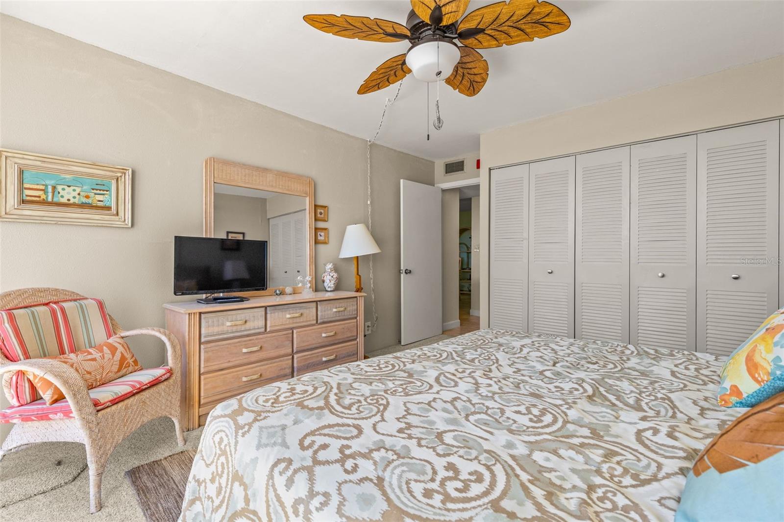 1 KEY CAPRI #102E, TREASURE ISLAND, FL, 33706