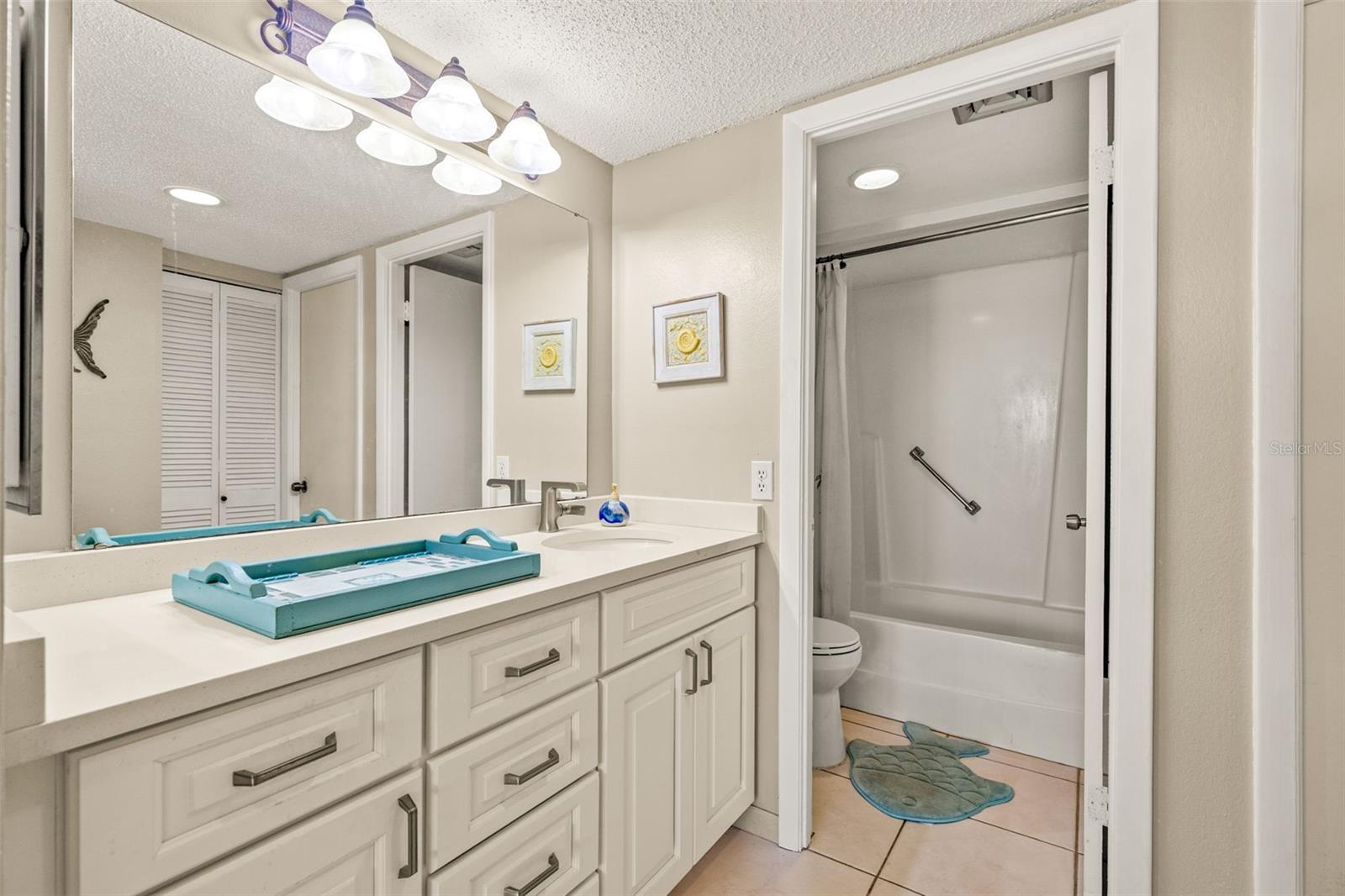 1 KEY CAPRI #102E, TREASURE ISLAND, FL, 33706