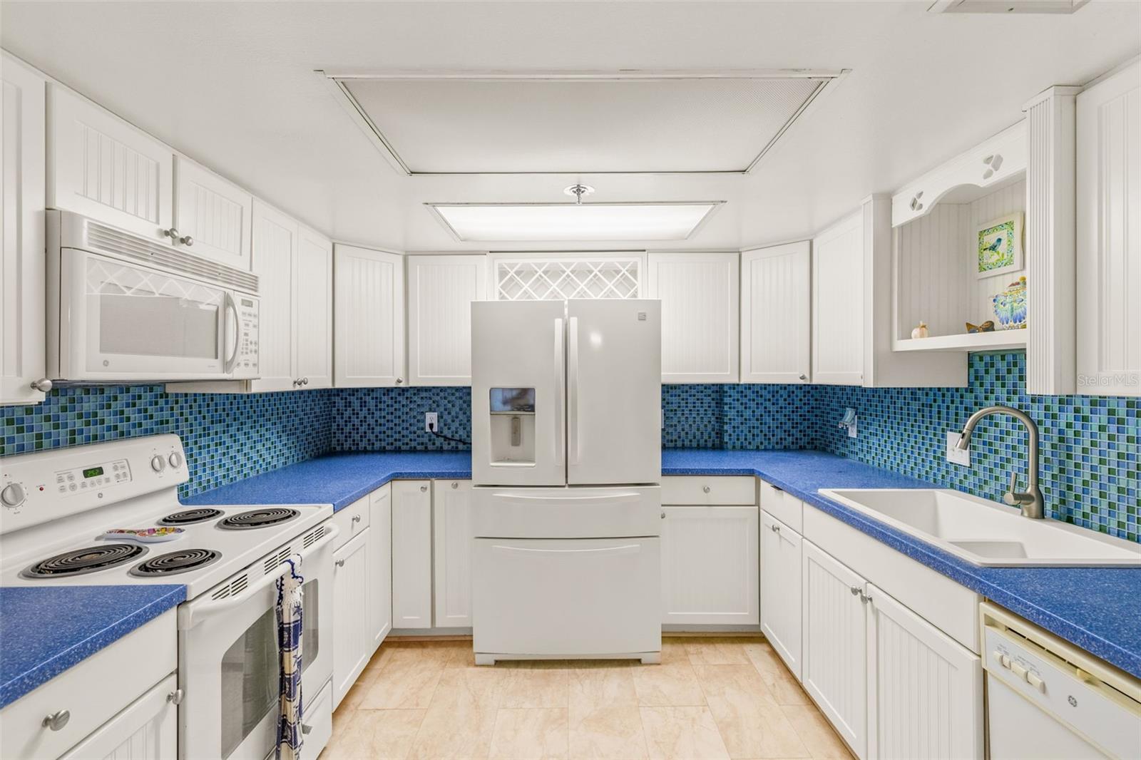 1 KEY CAPRI #102E, TREASURE ISLAND, FL, 33706