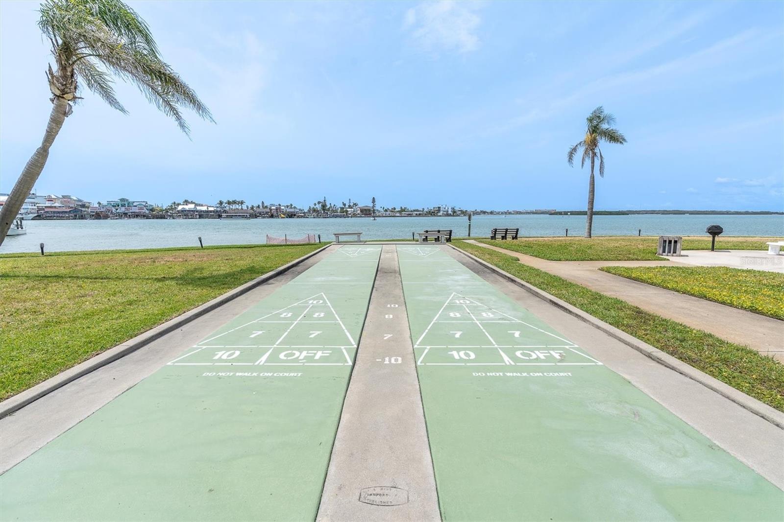1 KEY CAPRI #102E, TREASURE ISLAND, FL, 33706