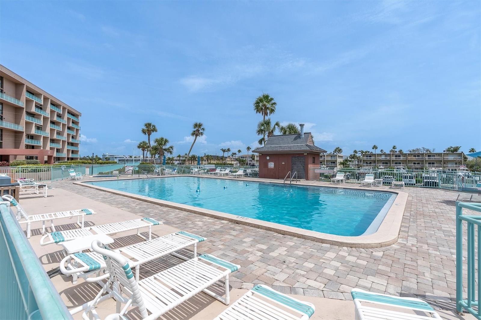1 KEY CAPRI #102E, TREASURE ISLAND, FL, 33706
