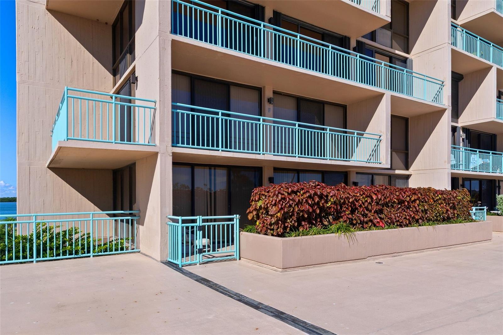 1 KEY CAPRI #102E, TREASURE ISLAND, FL, 33706