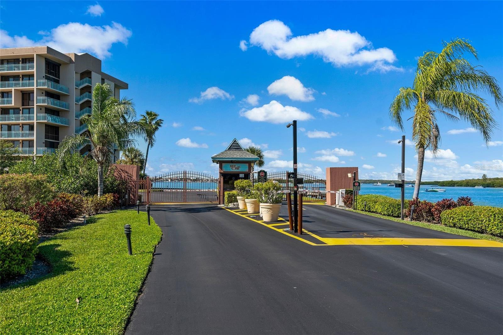 1 KEY CAPRI #102E, TREASURE ISLAND, FL, 33706