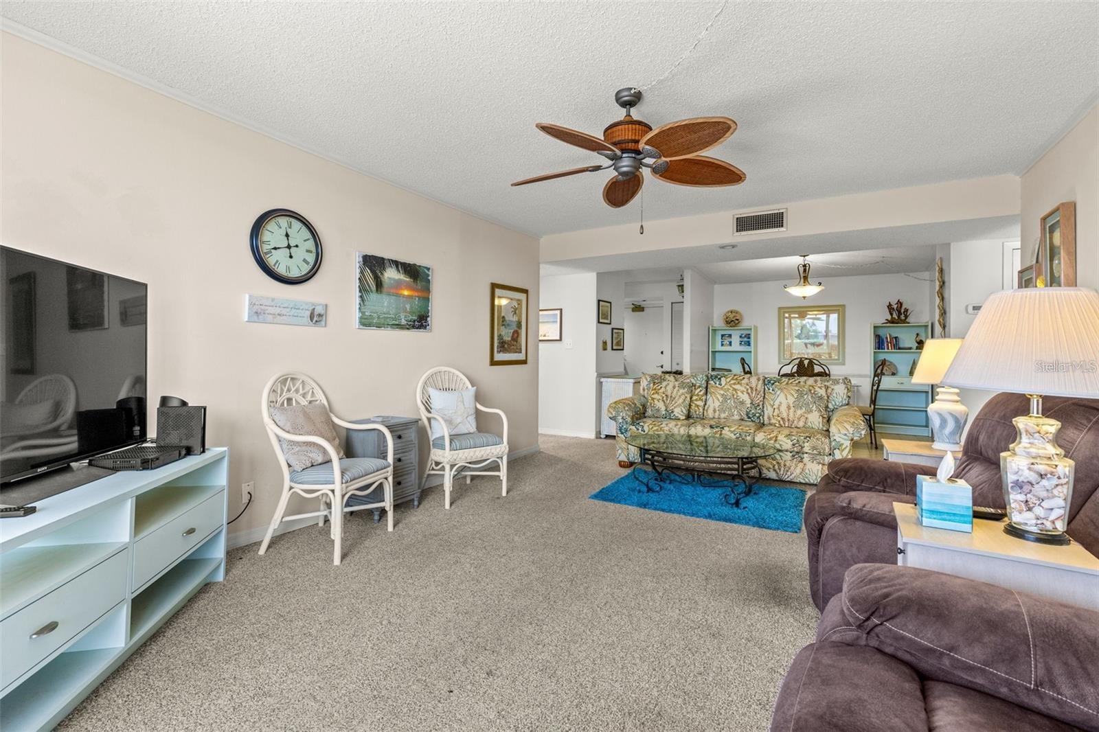 1 KEY CAPRI #104-East, TREASURE ISLAND, FL, 33706