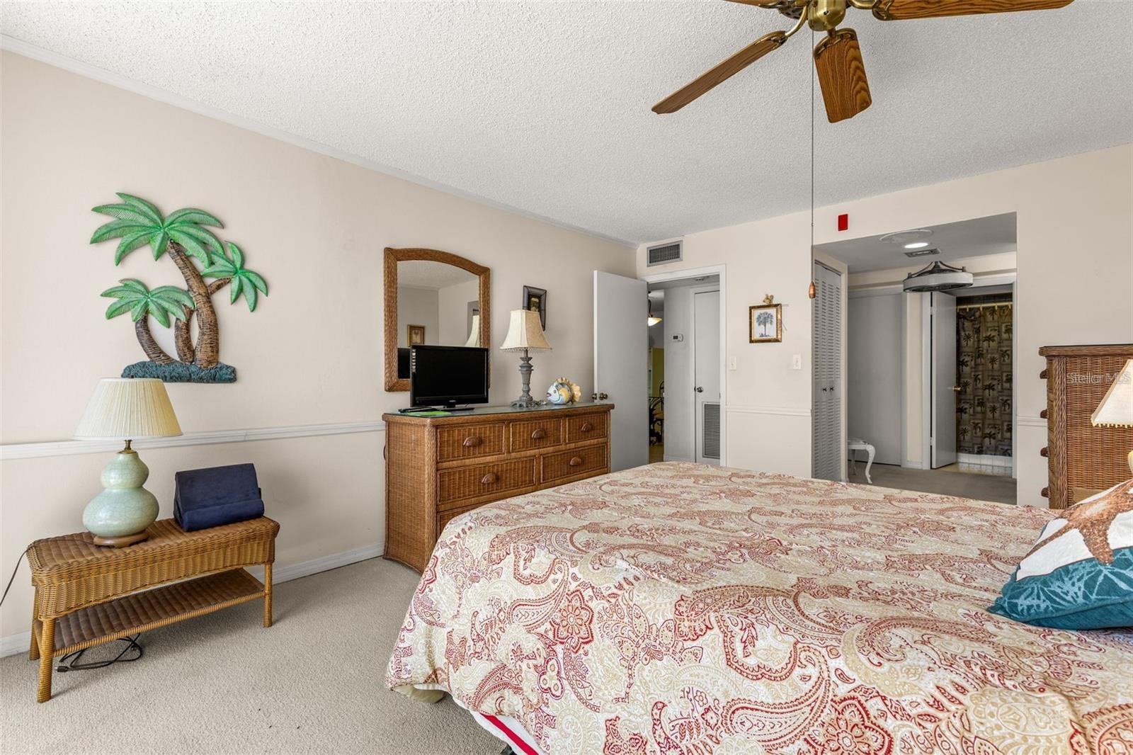 1 KEY CAPRI #104-East, TREASURE ISLAND, FL, 33706