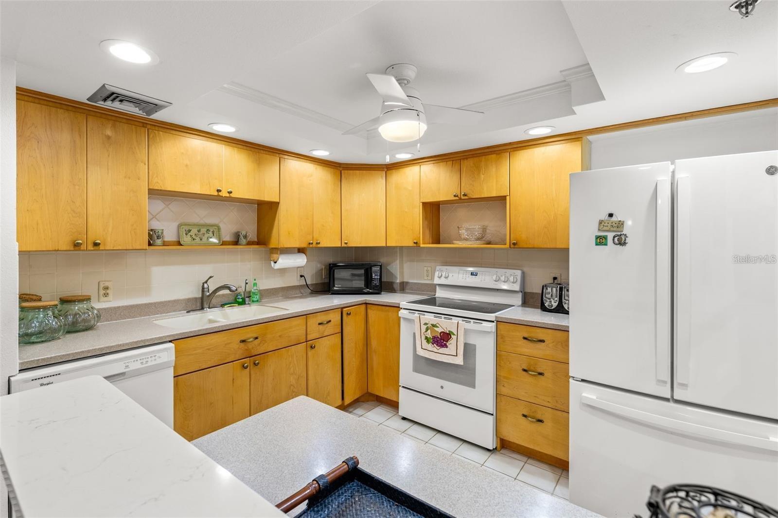 1 KEY CAPRI #104-East, TREASURE ISLAND, FL, 33706