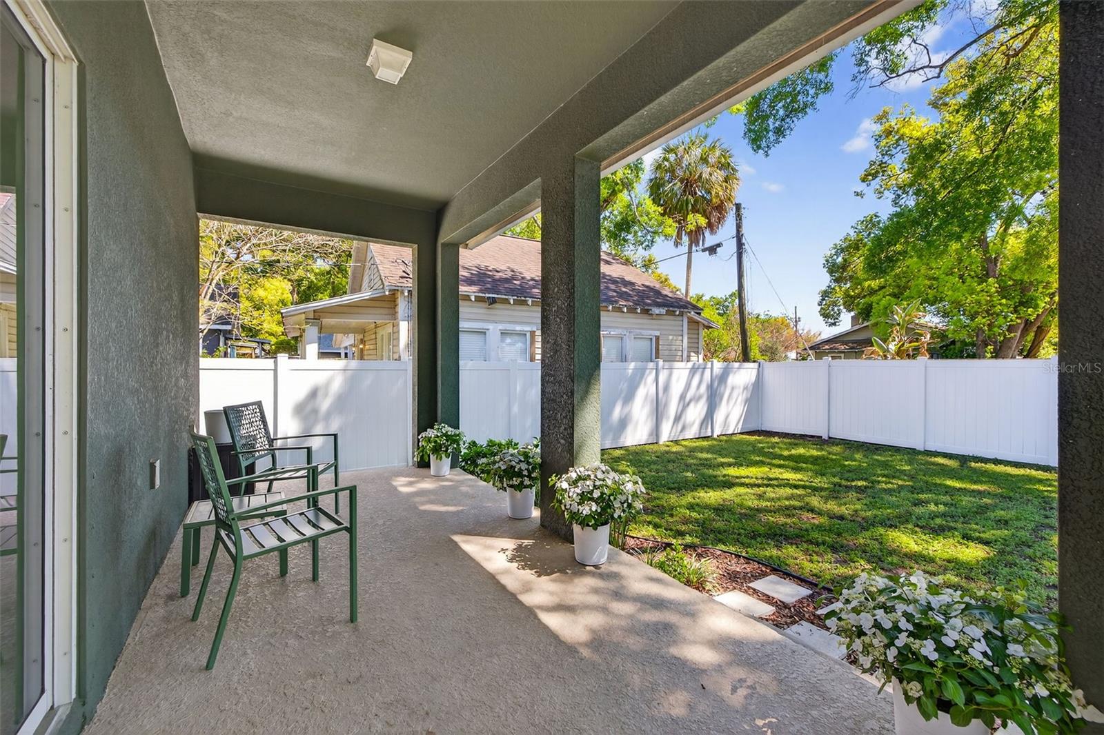 1003 E COMANCHE AVE, TAMPA, FL, 33604