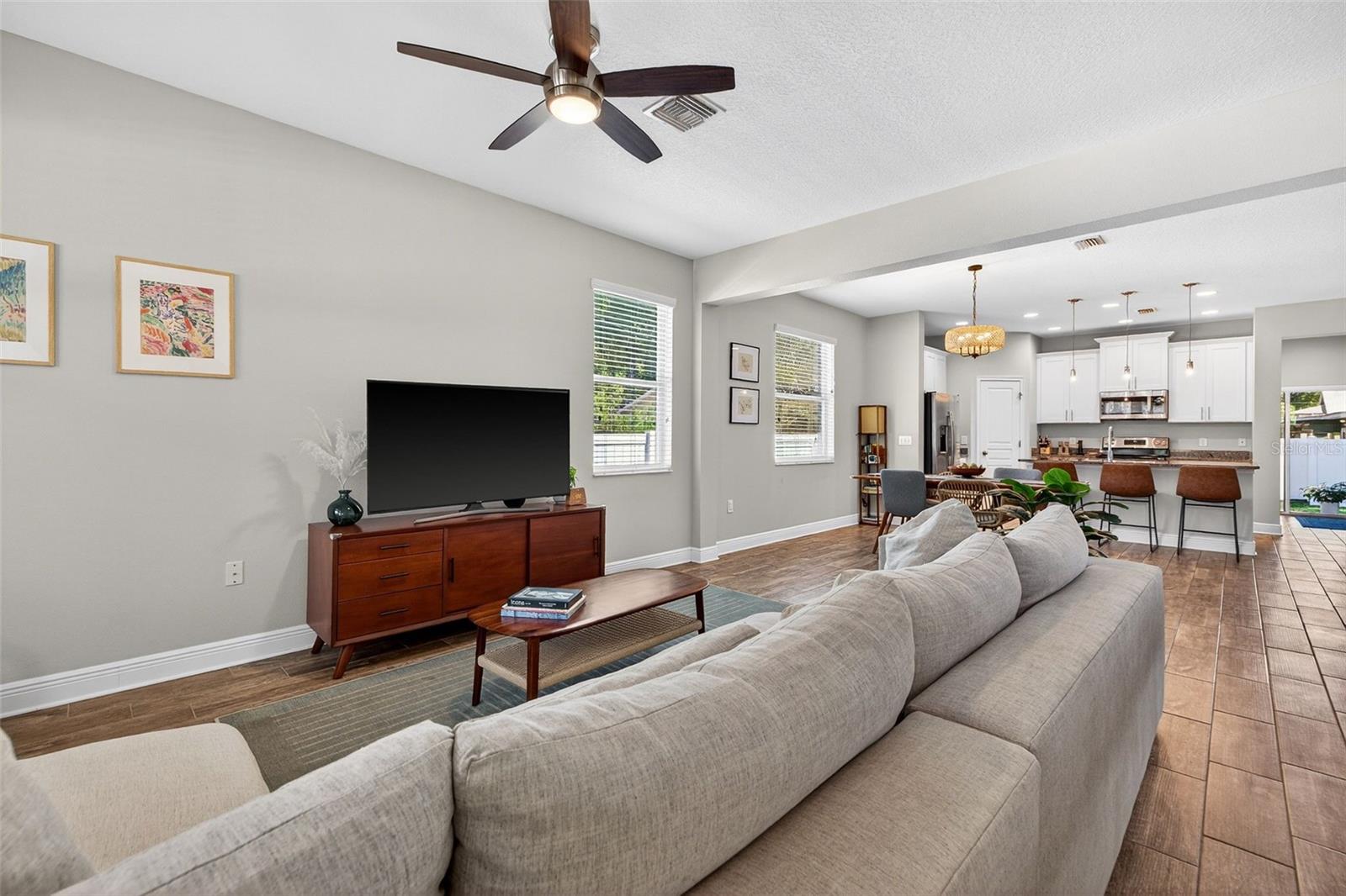 1003 E COMANCHE AVE, TAMPA, FL, 33604