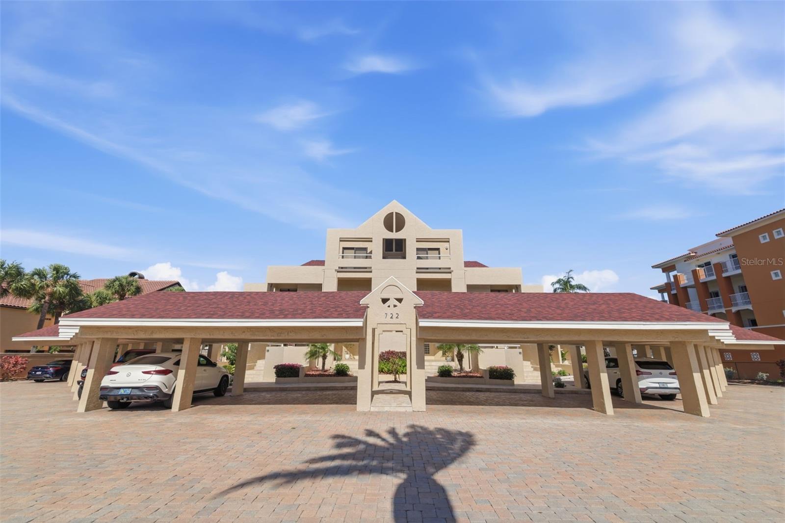 722 PINELLAS BAYWAY S #104, TIERRA VERDE, FL, 33715