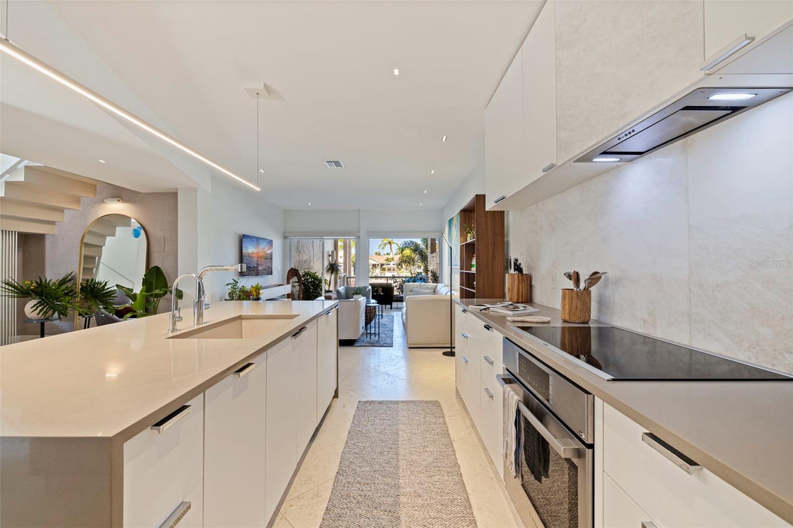 722 PINELLAS BAYWAY S #104, TIERRA VERDE, FL, 33715