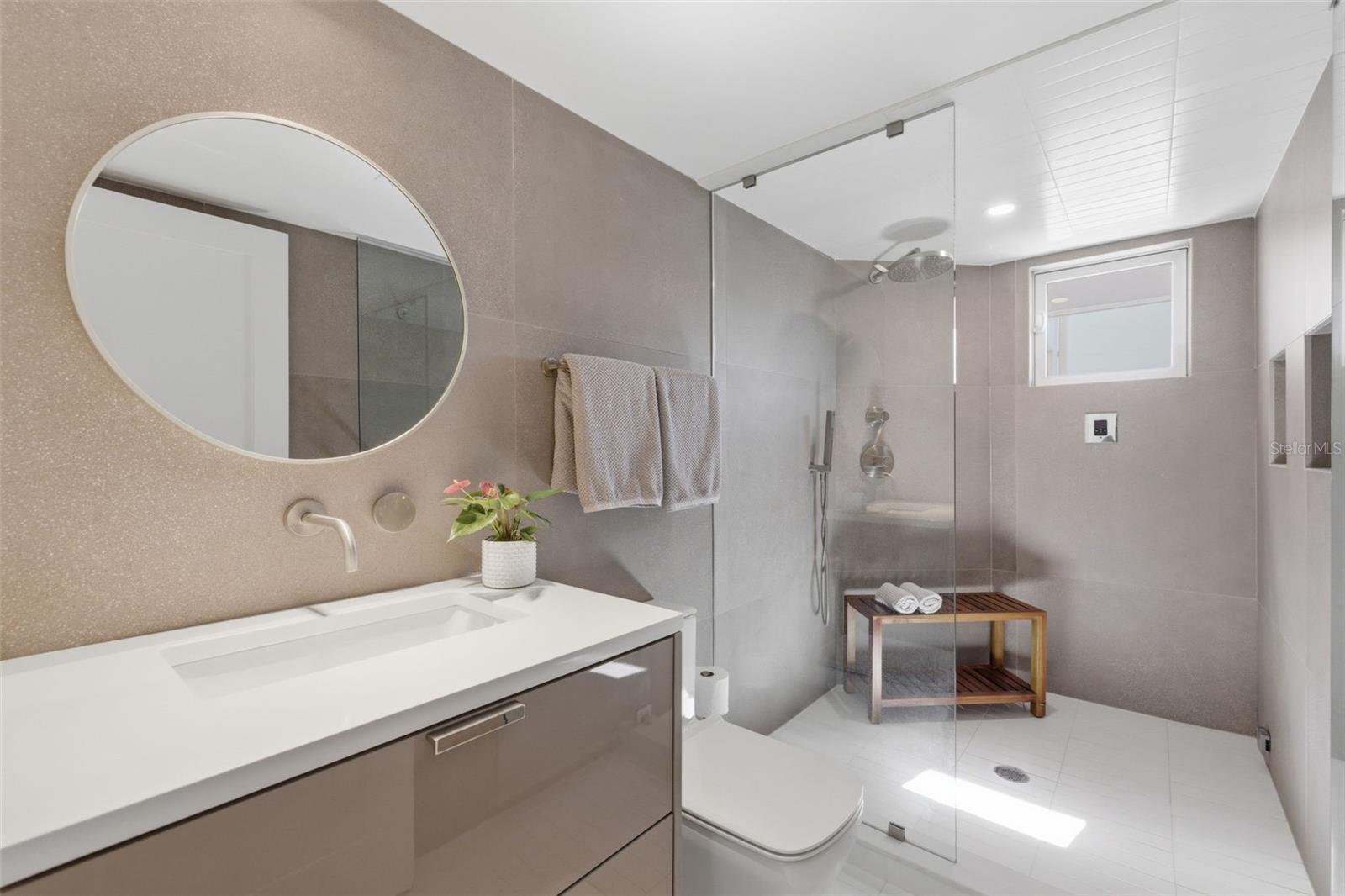 722 PINELLAS BAYWAY S #104, TIERRA VERDE, FL, 33715