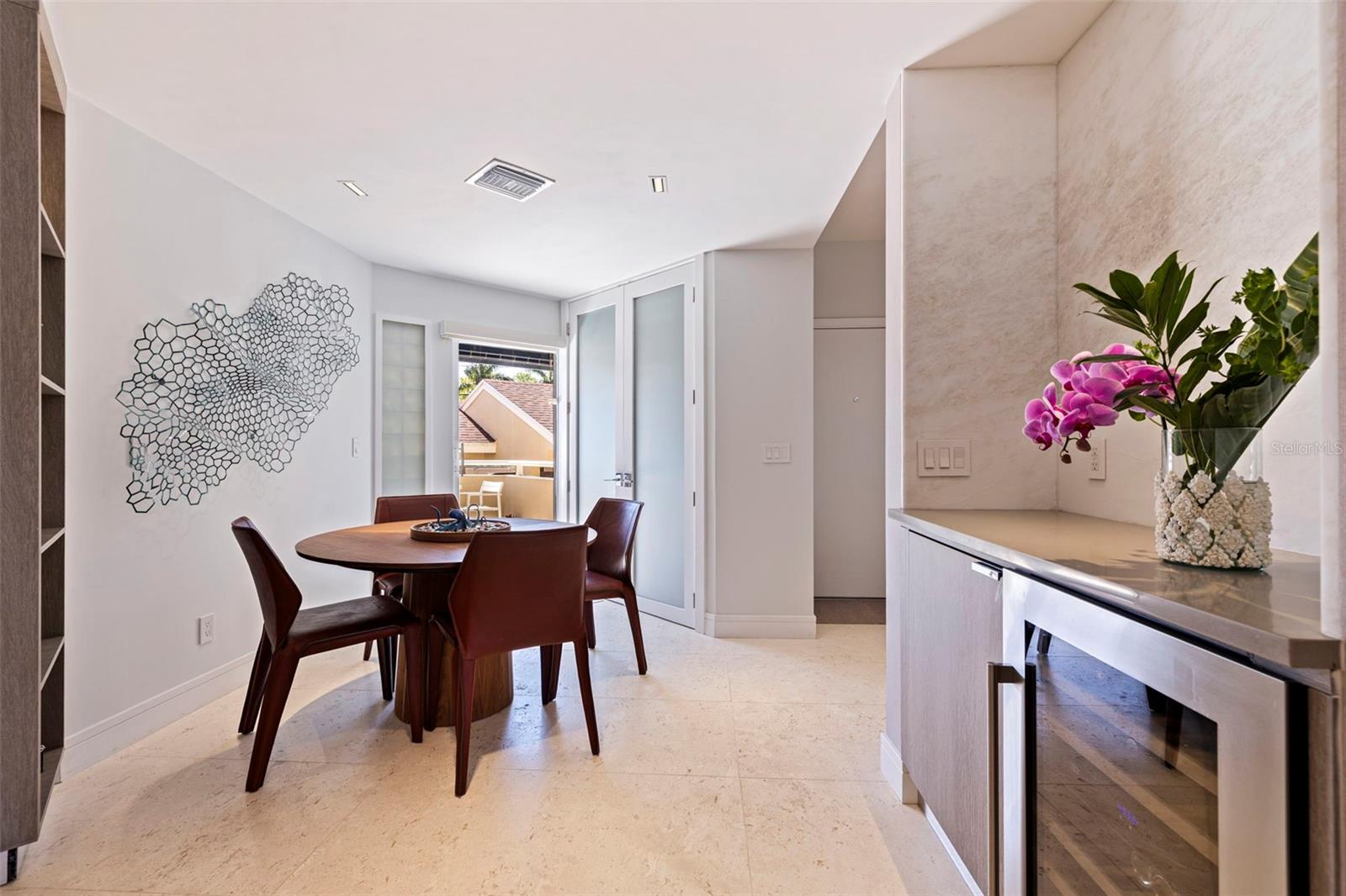 722 PINELLAS BAYWAY S #104, TIERRA VERDE, FL, 33715