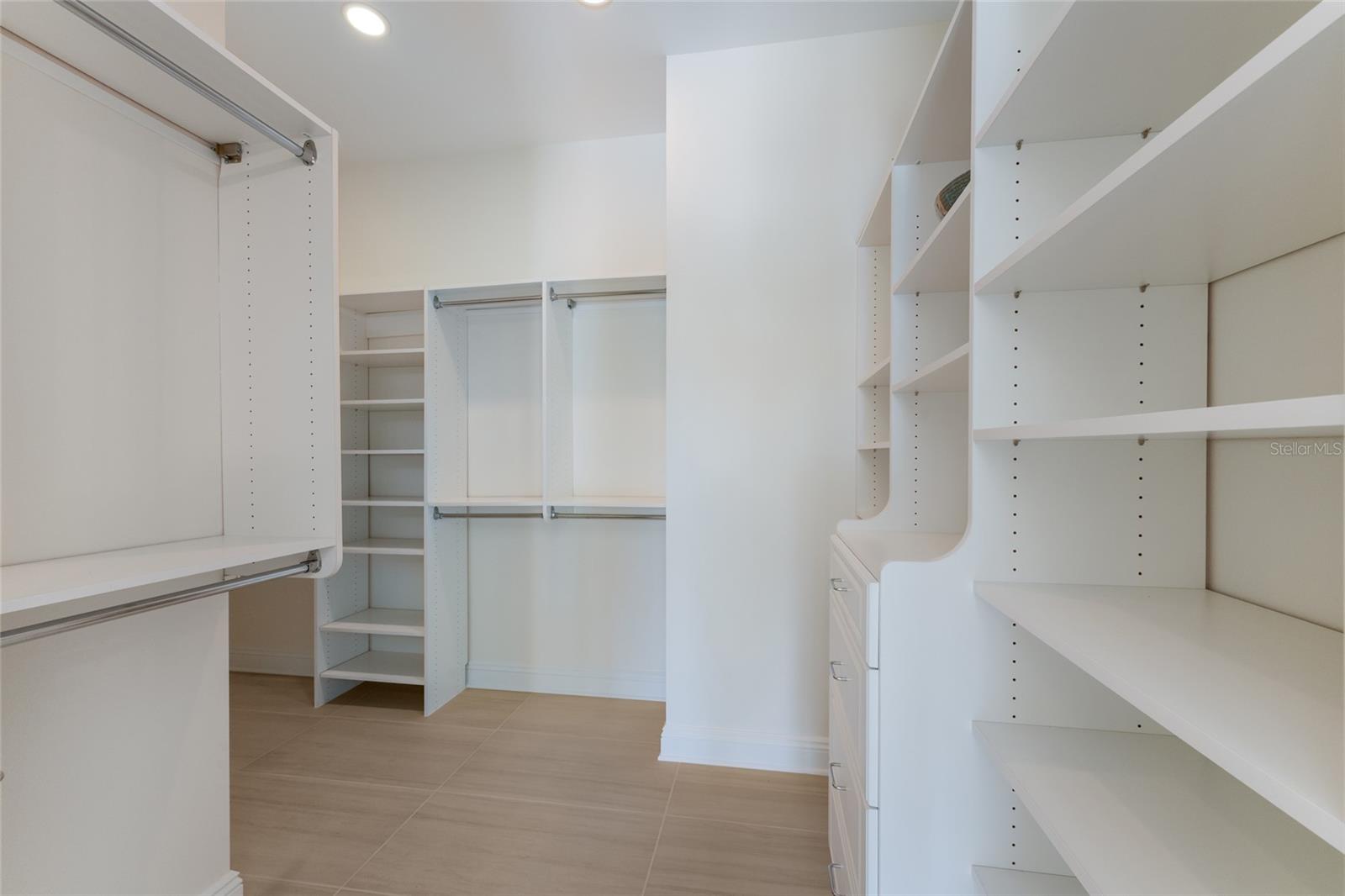 510 BOWSPRIT LN, LONGBOAT KEY, FL, 34228
