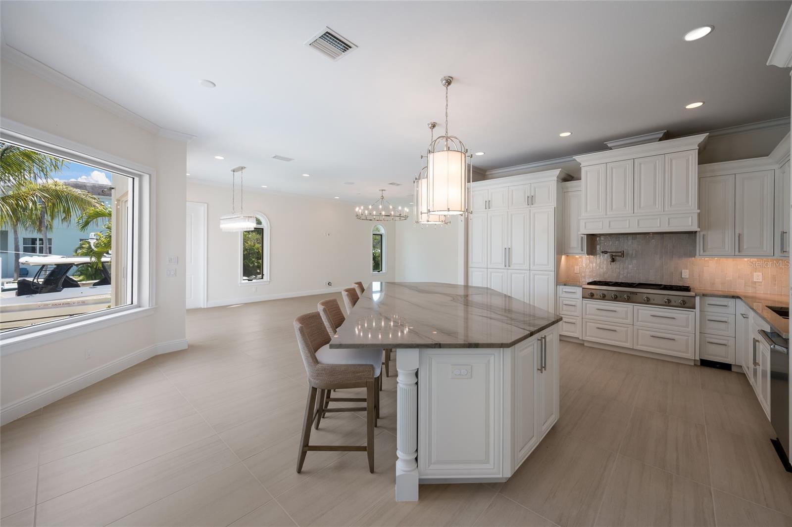 510 BOWSPRIT LN, LONGBOAT KEY, FL, 34228