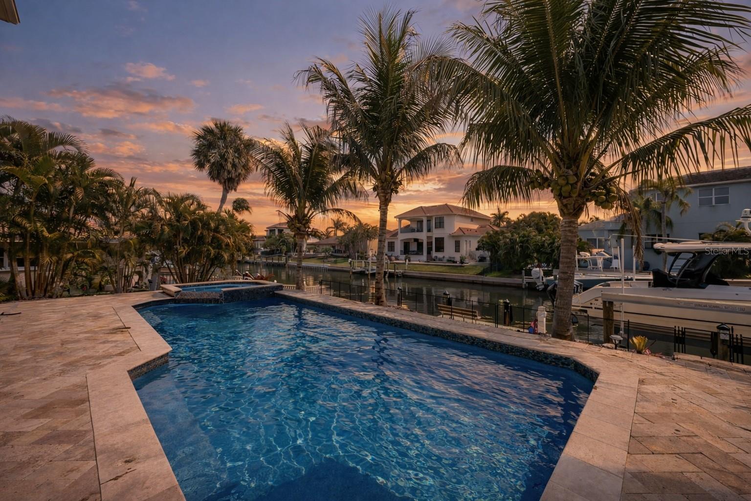 510 BOWSPRIT LN, LONGBOAT KEY, FL, 34228