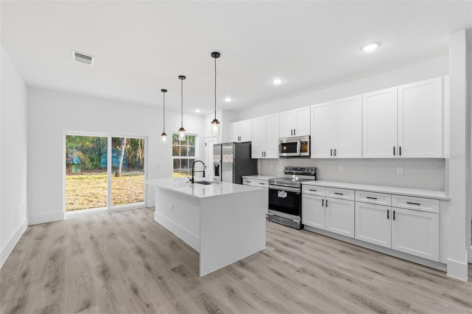 3427 W WEBSTER PL, DUNNELLON, FL, 34433