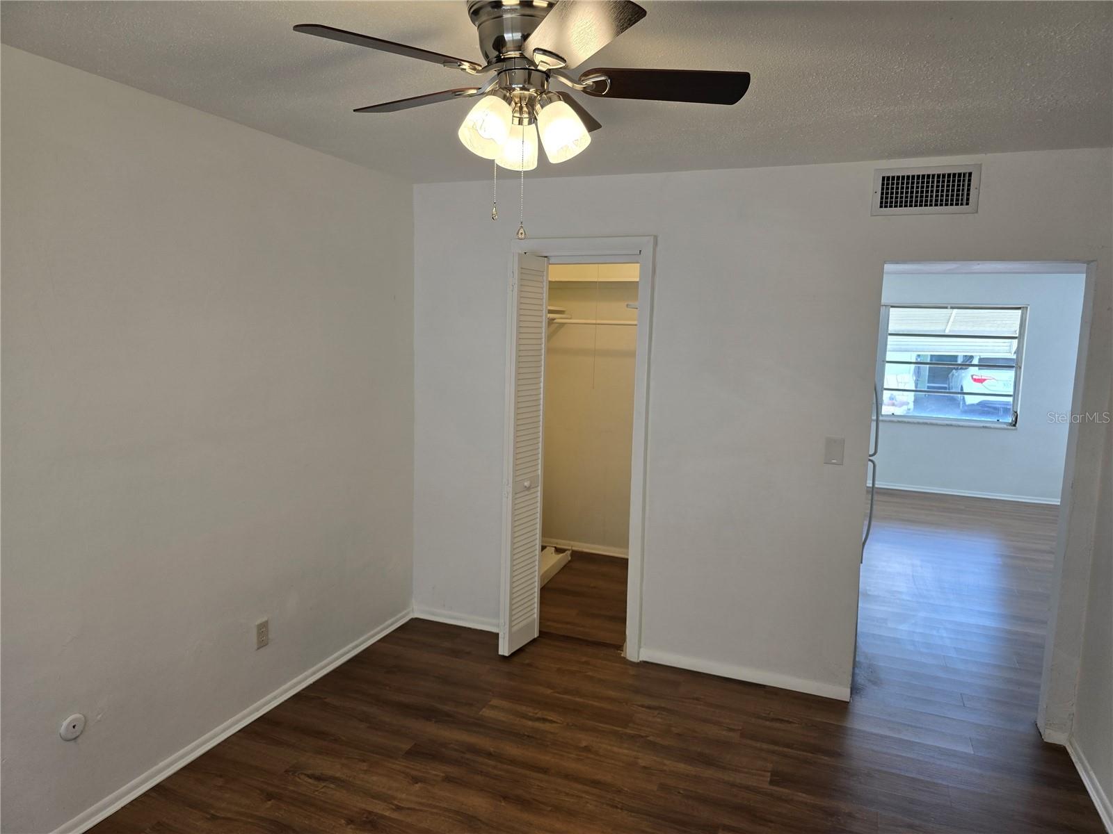 250 ROSERY RD NW #275, LARGO, FL, 33770