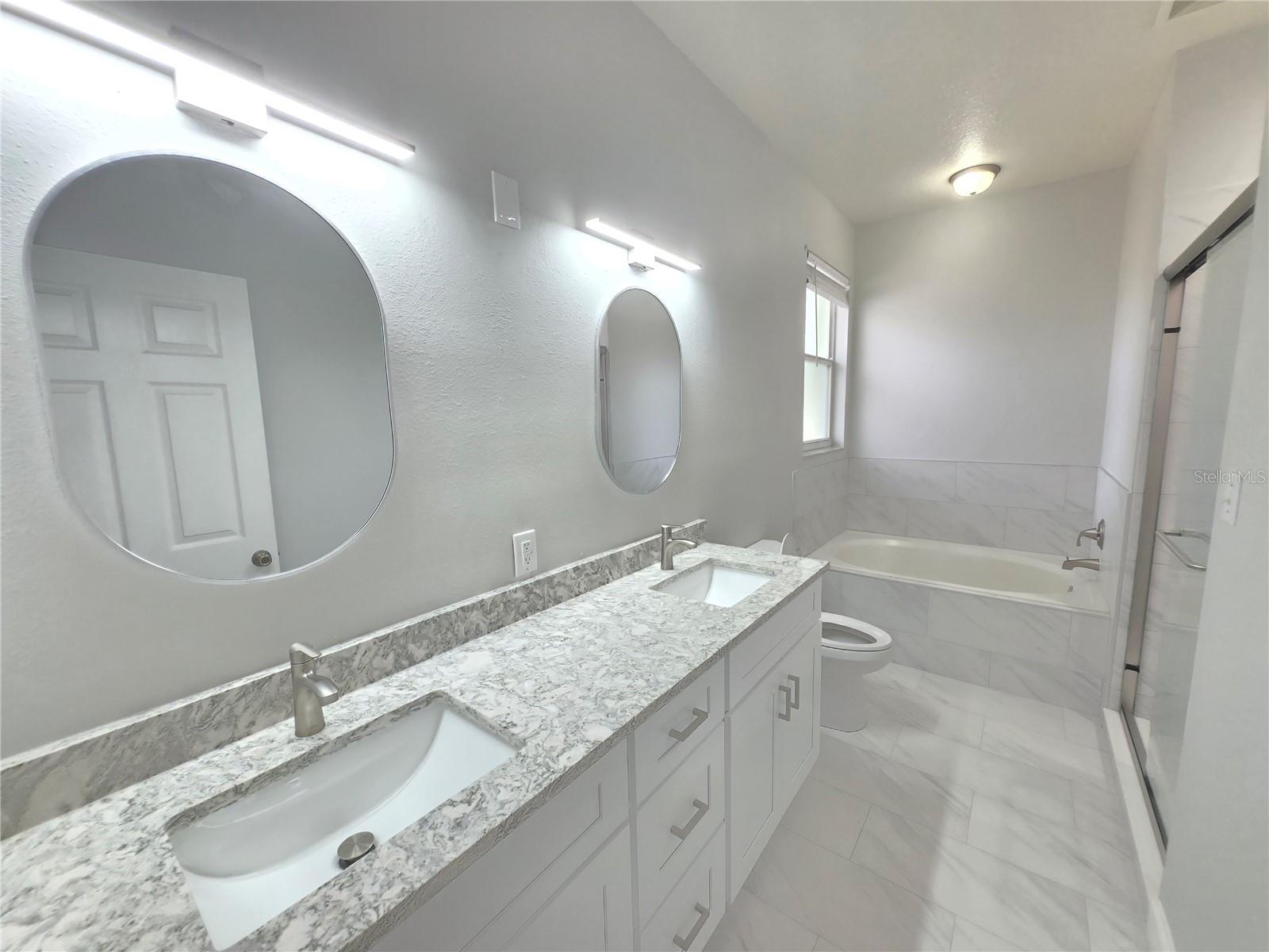 4211 2ND AVE E, BRADENTON, FL, 34208