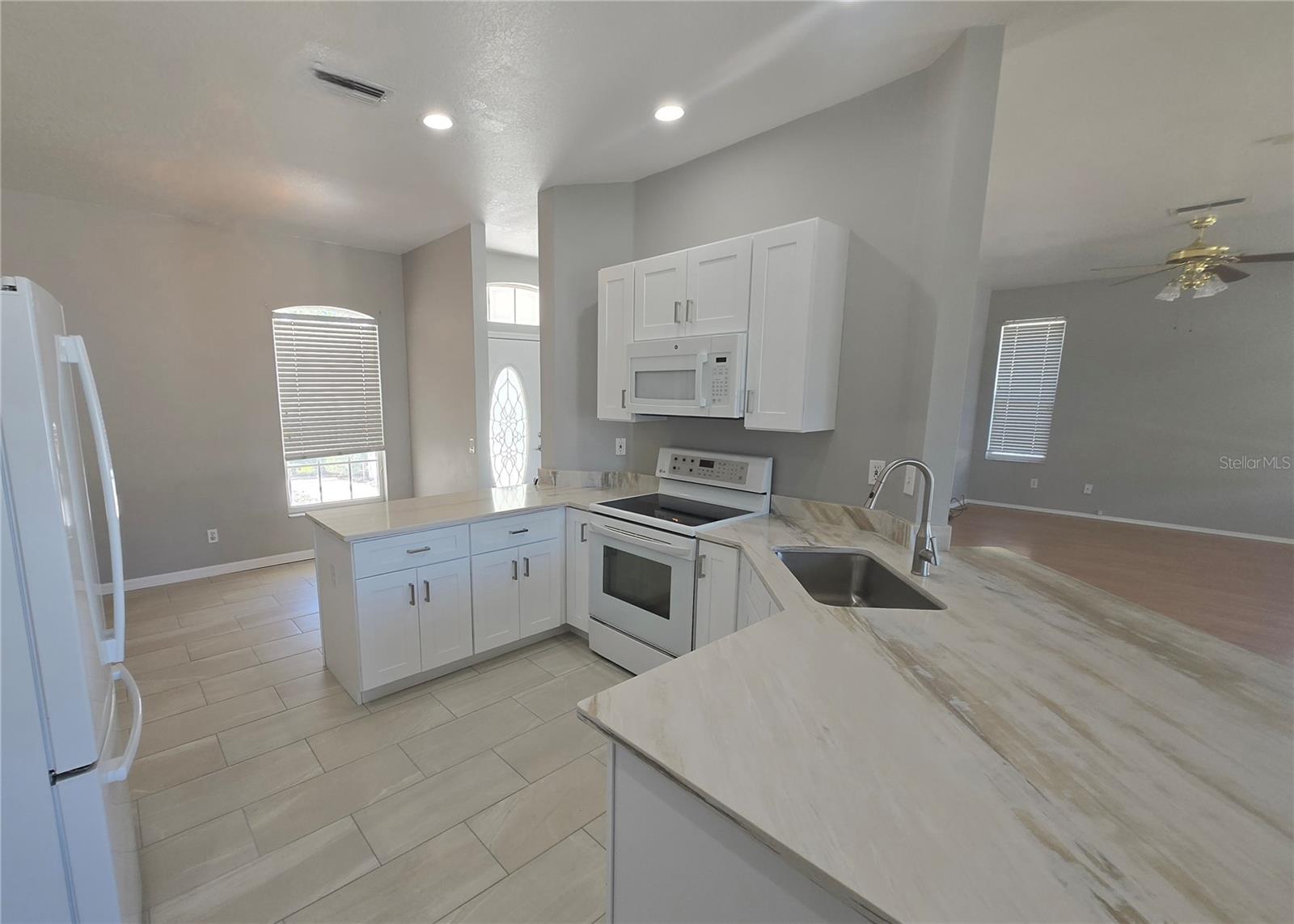 4211 2ND AVE E, BRADENTON, FL, 34208
