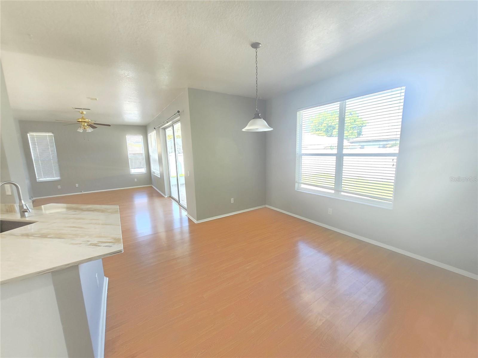 4211 2ND AVE E, BRADENTON, FL, 34208