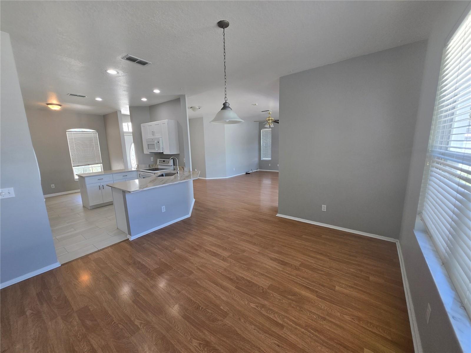 4211 2ND AVE E, BRADENTON, FL, 34208