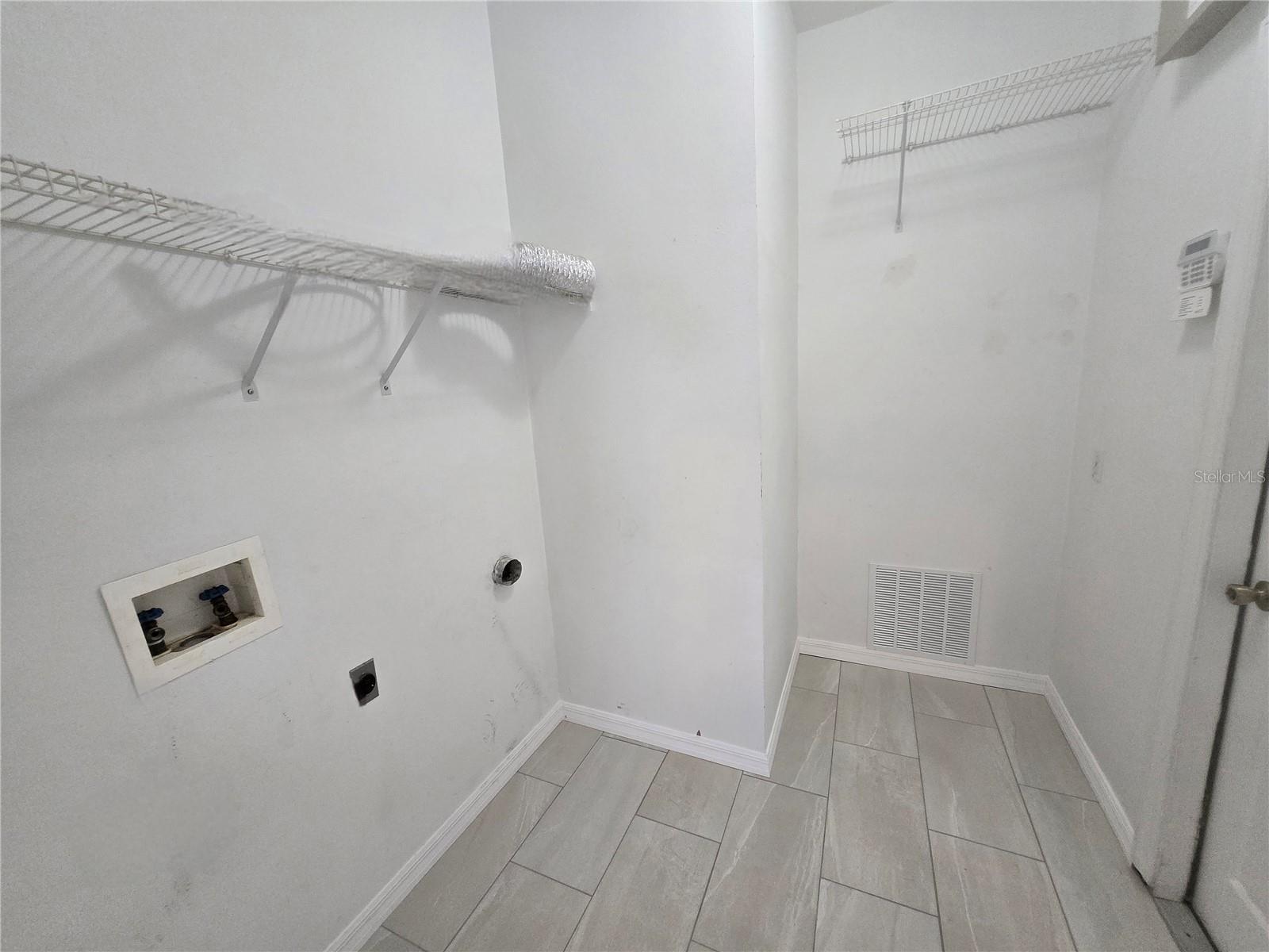 4211 2ND AVE E, BRADENTON, FL, 34208