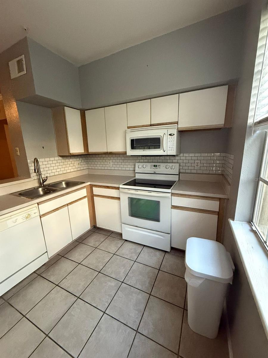 2632 ROBERT TRENT JONES DR #130, ORLANDO, FL, 32835