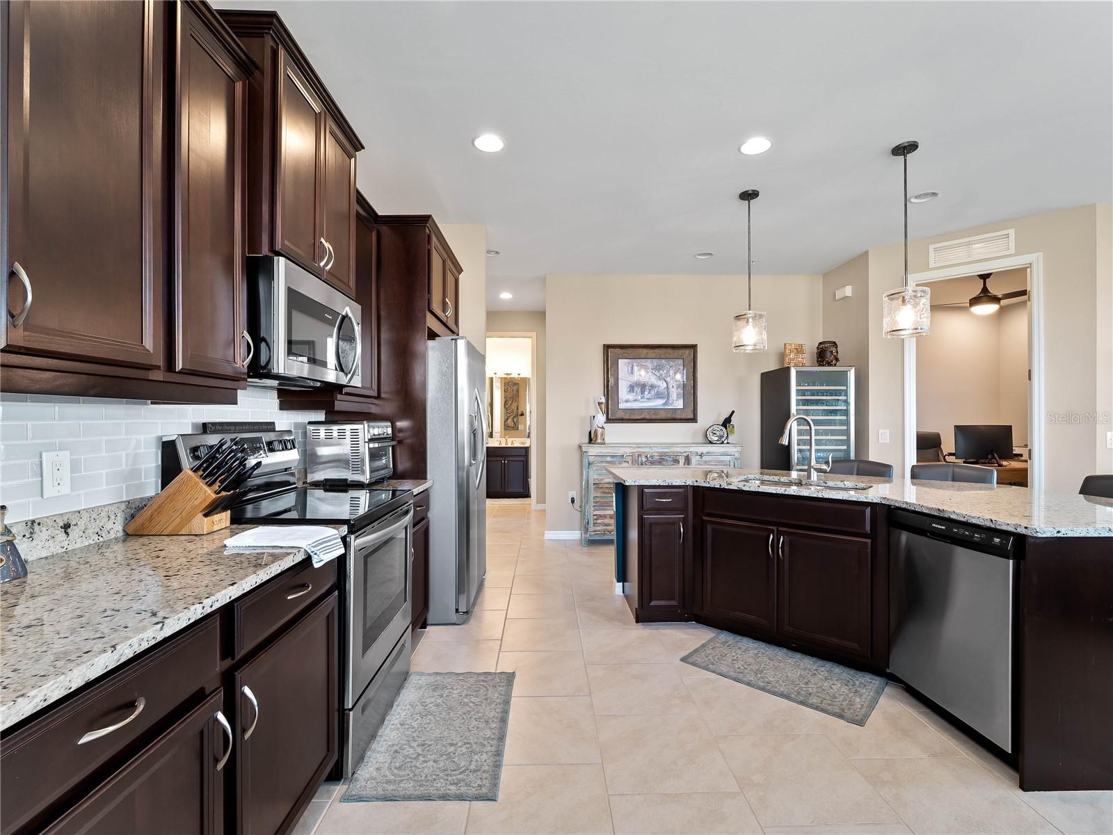 121 PORTA VECCHIO BND #202, NOKOMIS, FL, 34275