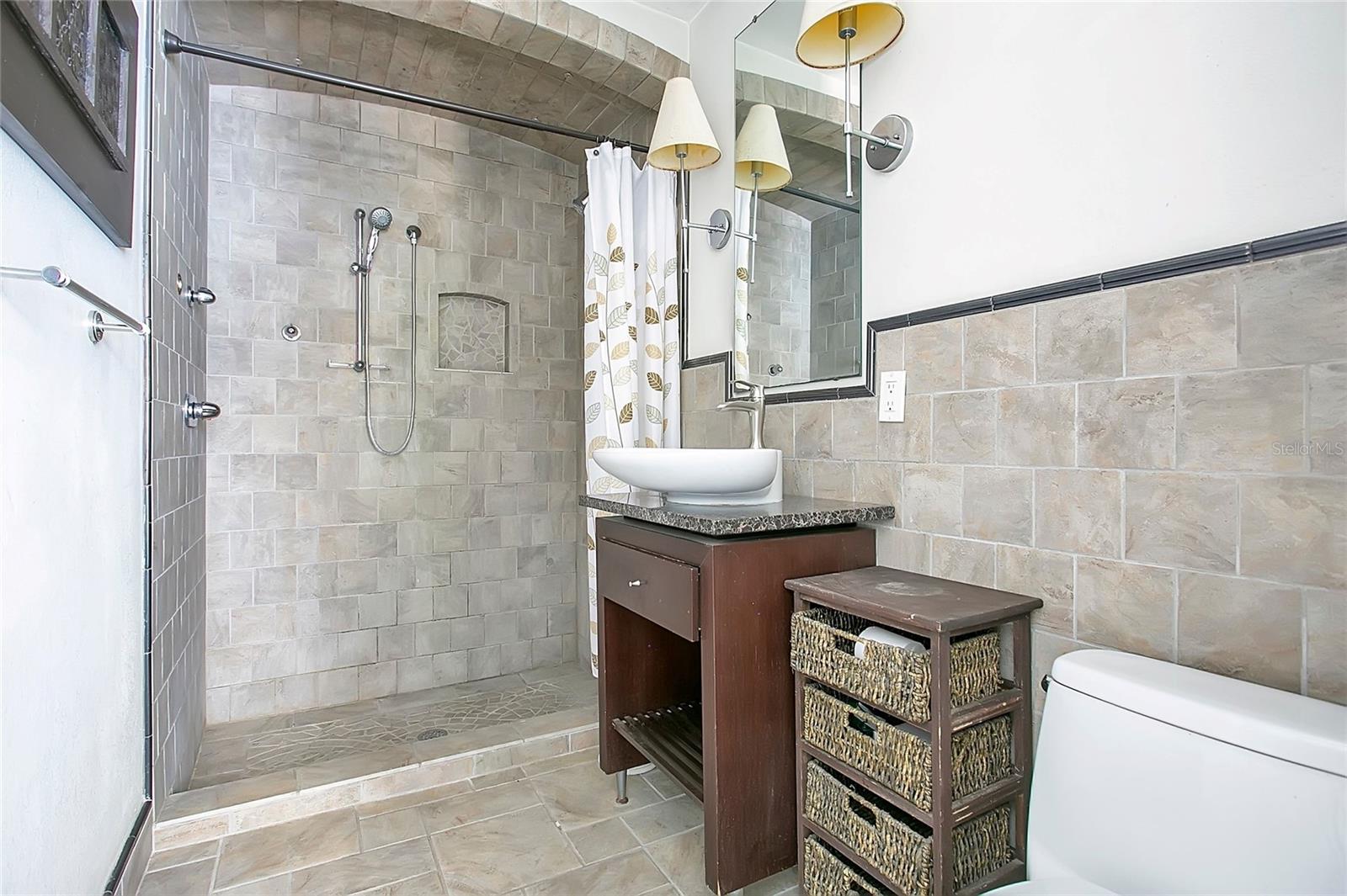 1610 E JEFFERSON ST, ORLANDO, FL, 32803