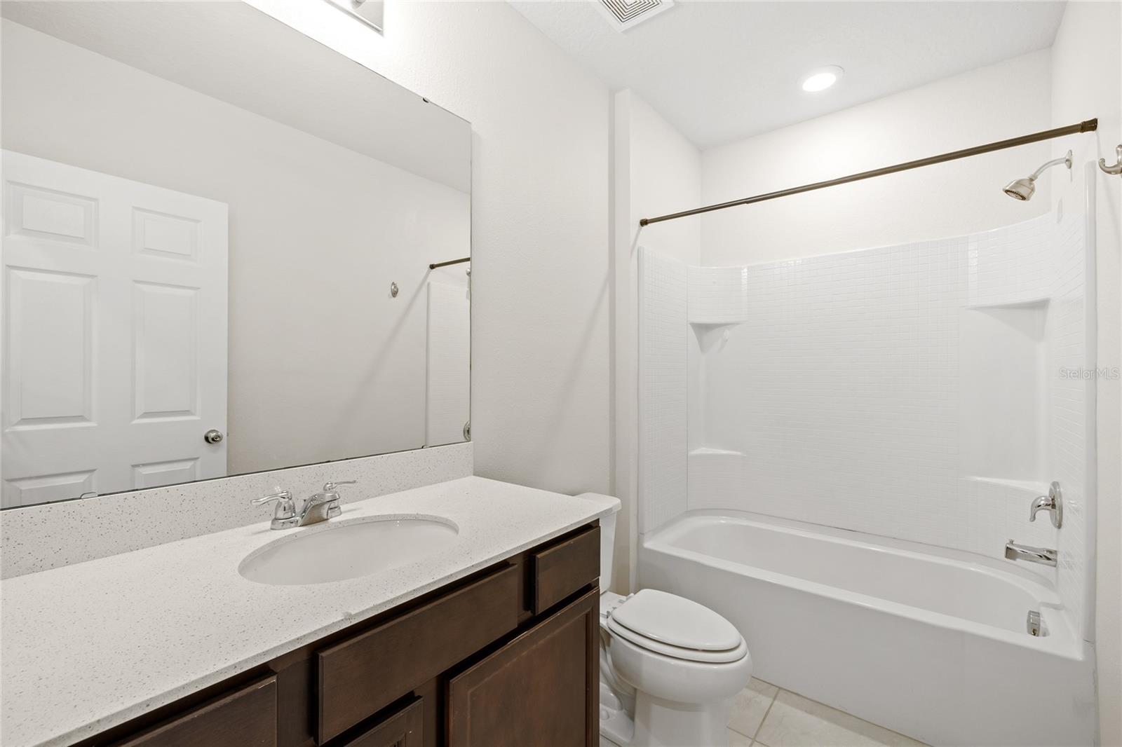 1575 ASPEN AVE, DAVENPORT, FL, 33837