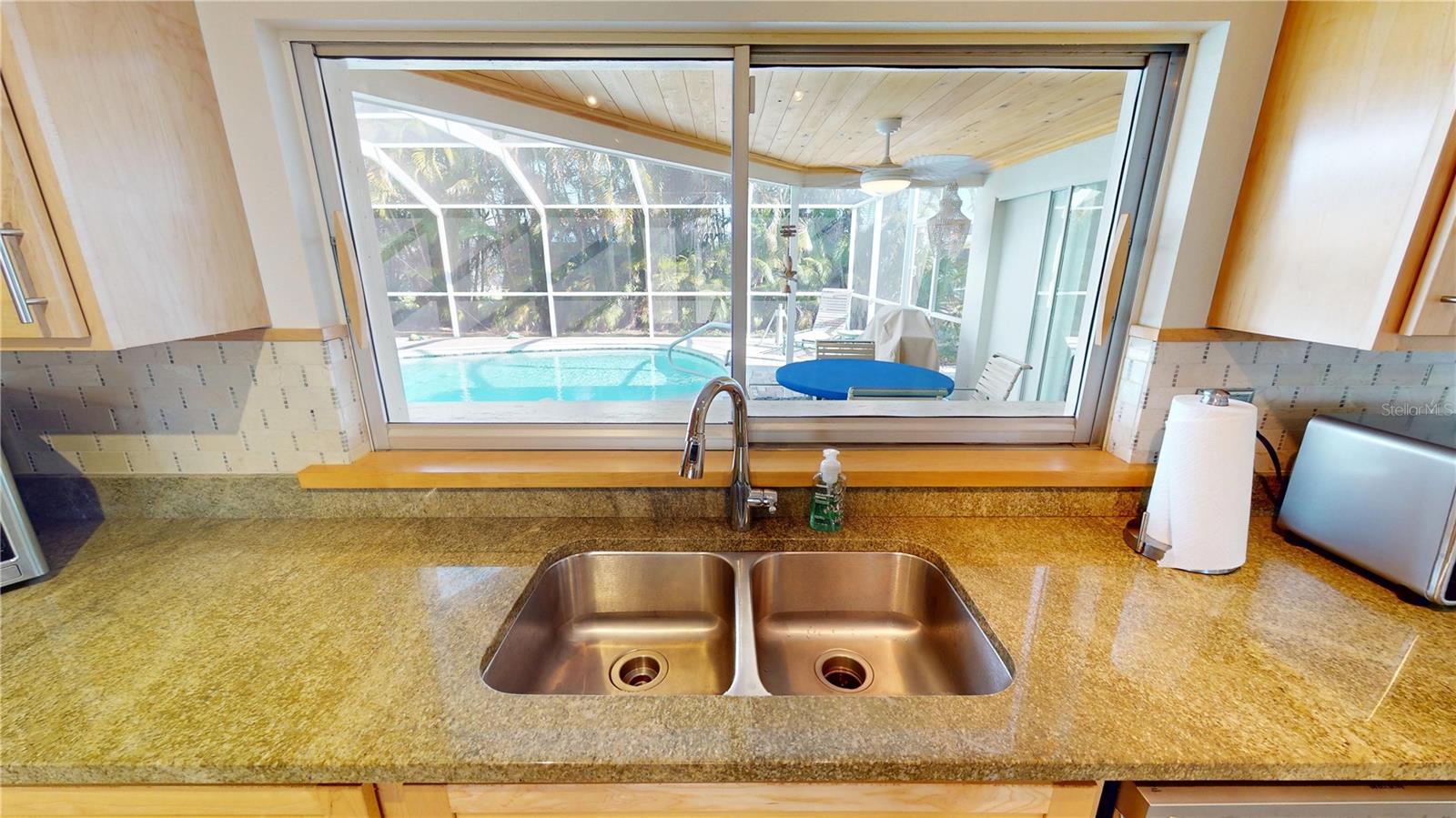 176 DARTMOUTH DR NW, PORT CHARLOTTE, FL, 33952