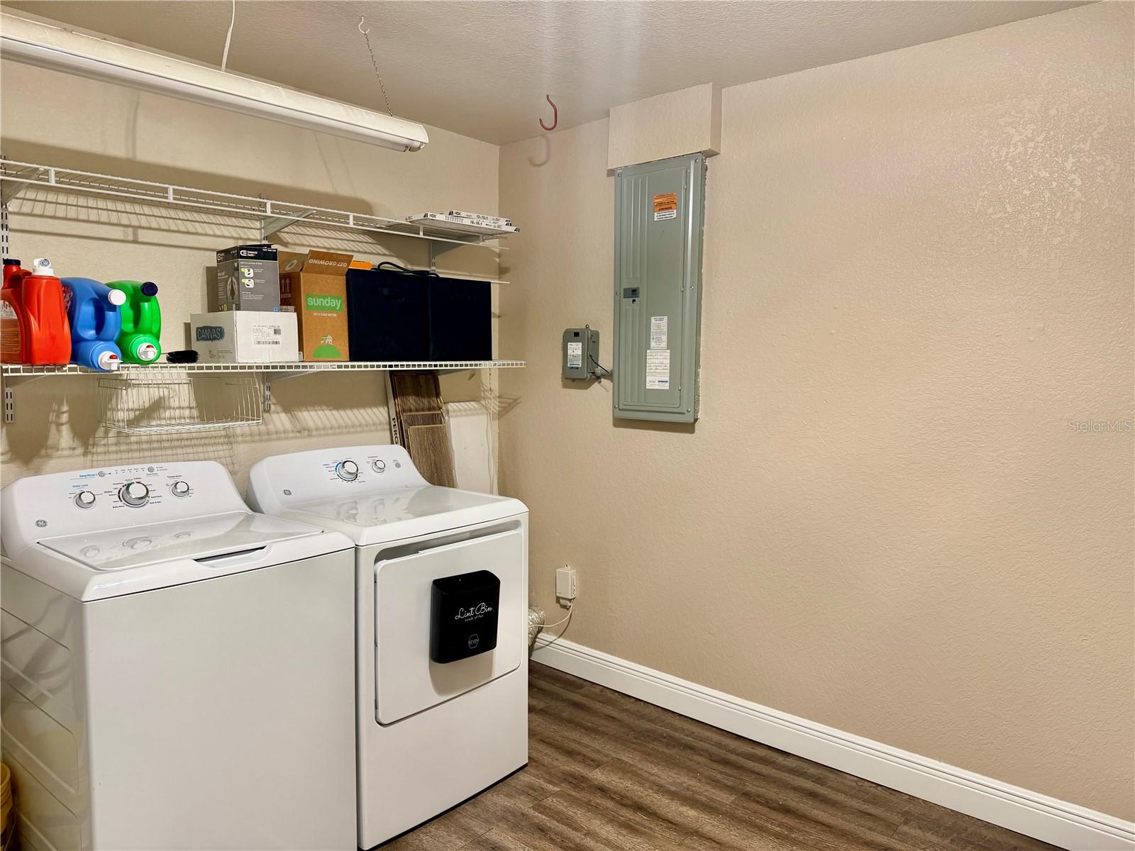8428 91ST TER, SEMINOLE, FL, 33777