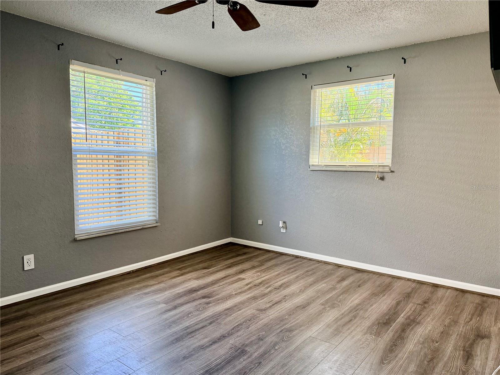 8428 91ST TER, SEMINOLE, FL, 33777