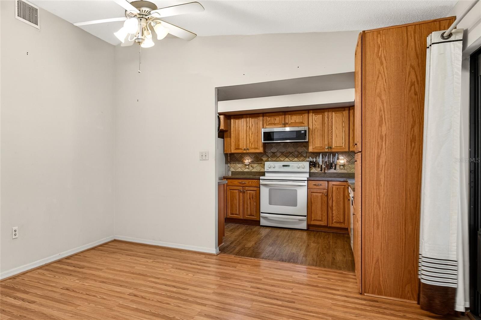 11449 OCKLAWAHA DR, LEESBURG, FL, 34788