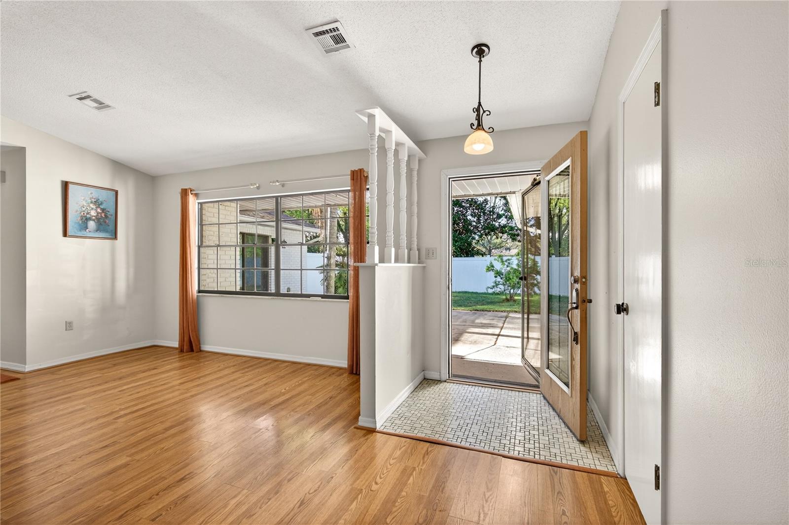 11449 OCKLAWAHA DR, LEESBURG, FL, 34788