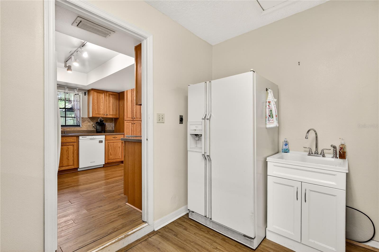 11449 OCKLAWAHA DR, LEESBURG, FL, 34788