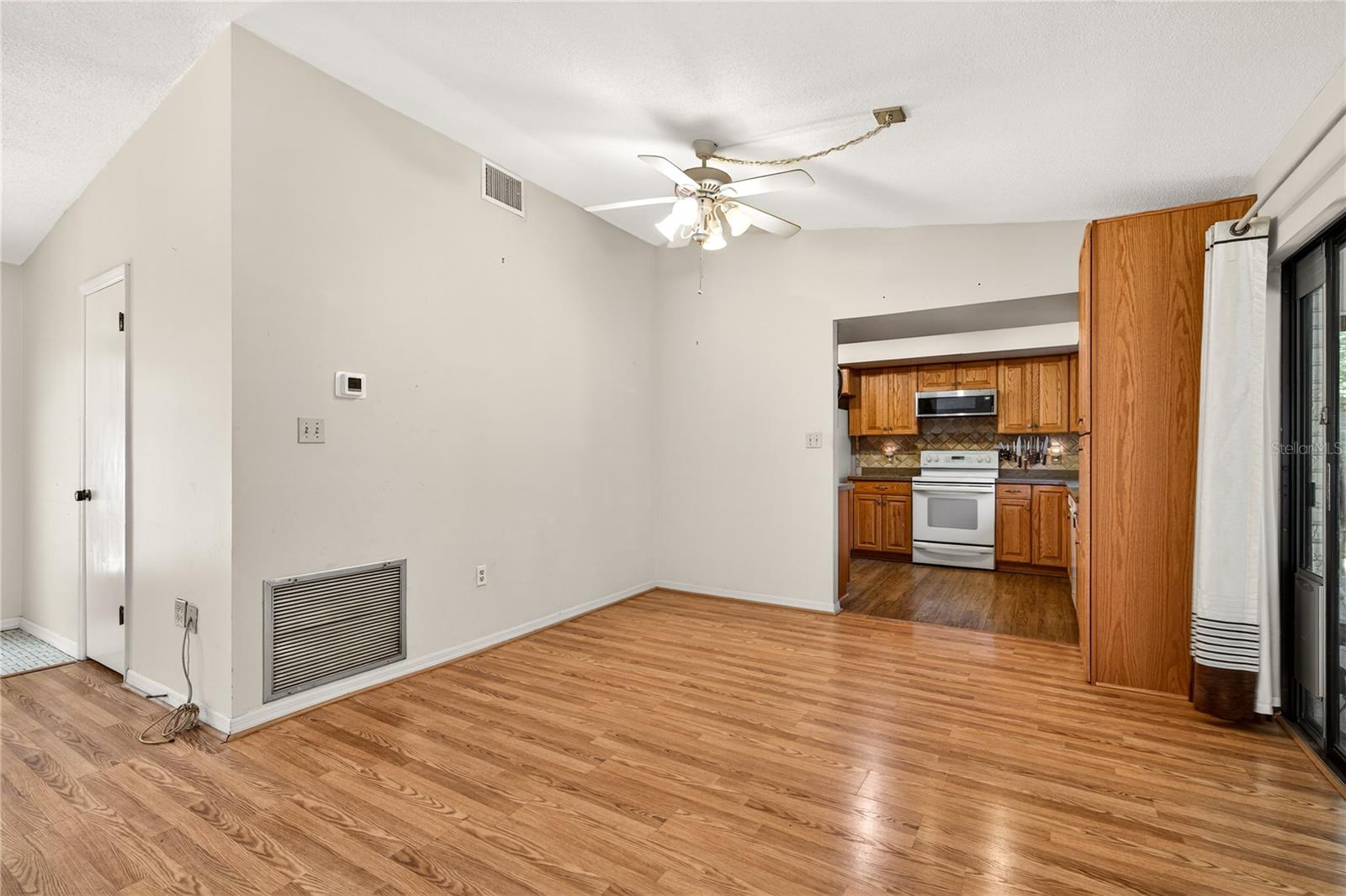 11449 OCKLAWAHA DR, LEESBURG, FL, 34788