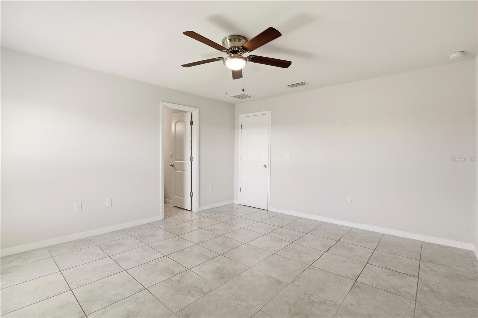 1317 NE 2ND AVE, CAPE CORAL, FL, 33909