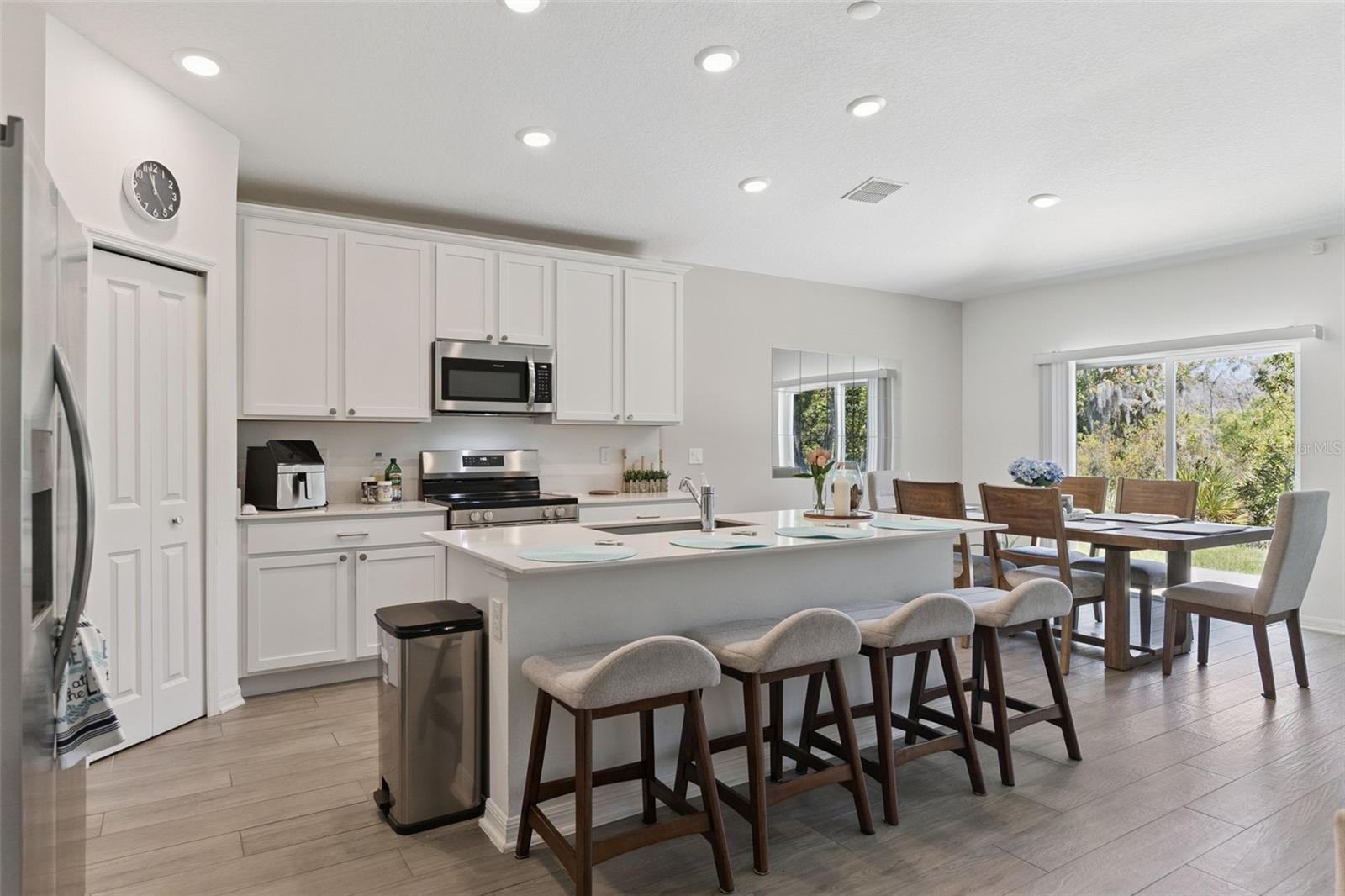 3963 WILLOWBROOK DR, EDGEWATER, FL, 32141