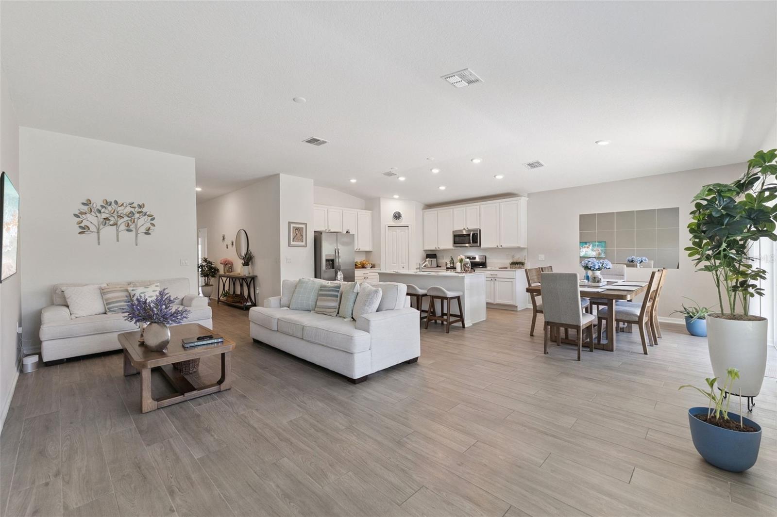 3963 WILLOWBROOK DR, EDGEWATER, FL, 32141