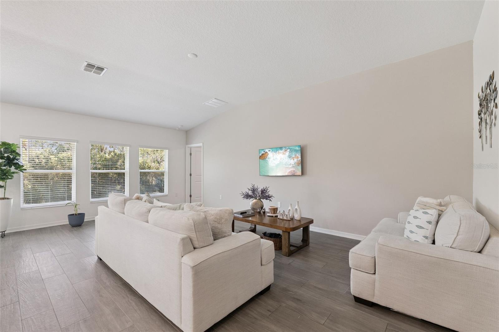 3963 WILLOWBROOK DR, EDGEWATER, FL, 32141