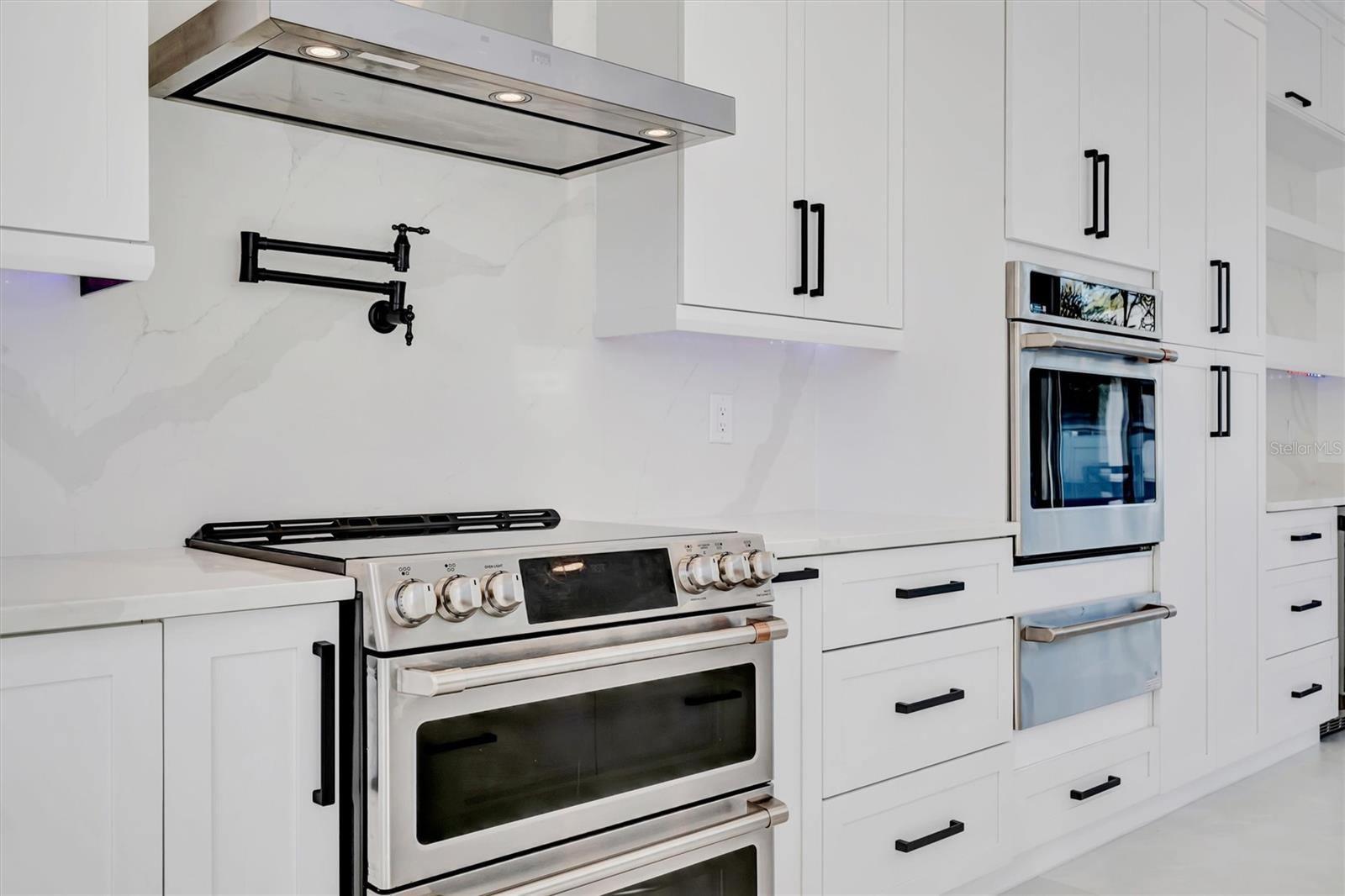 3723 NORWOOD CT, SARASOTA, FL, 34234